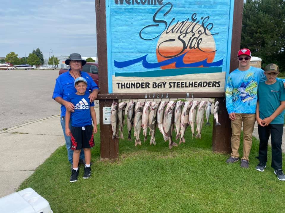 Charter Trip Thunder Bay Steelheaders Sunrise Side Alpena Boat Harbor Trout Catch Fish Knot