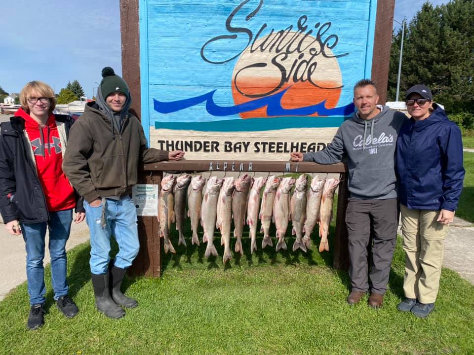 Charter Trip Thunder Bay Steelheaders Sunrise Side Alpena Boat Harbor Trout Catch Fish Knot